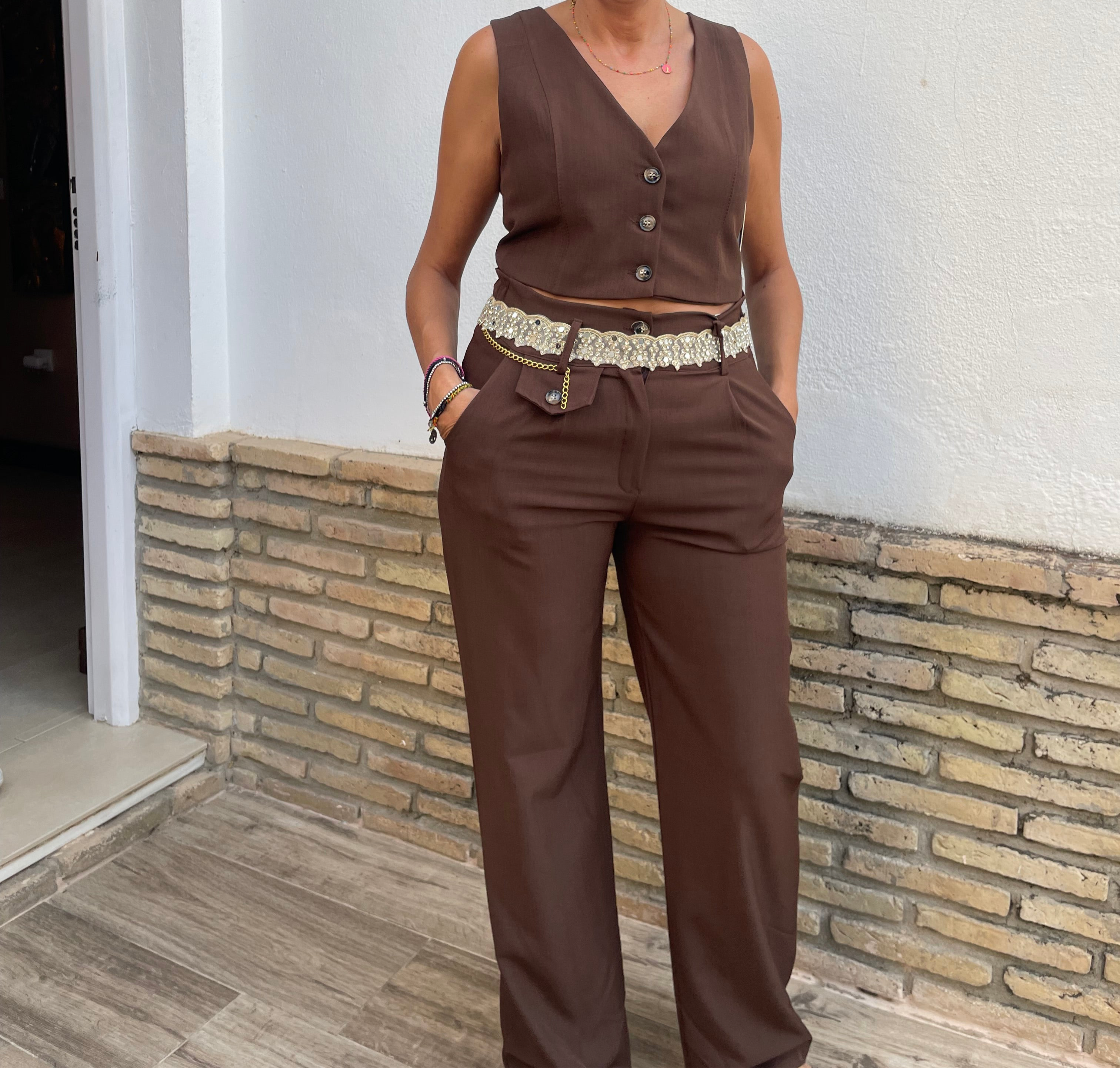 CONJUNTO BOTONERO