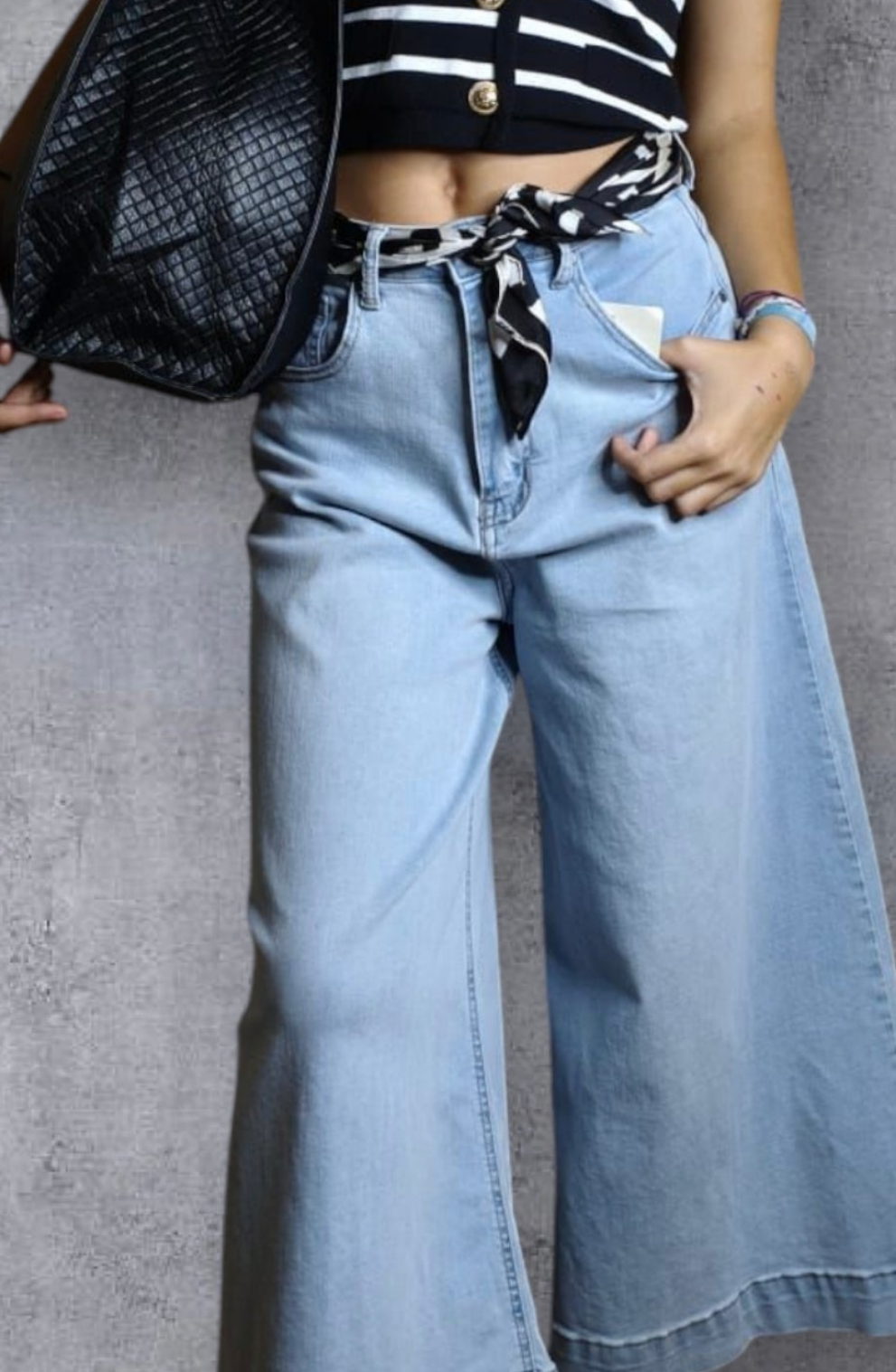 PANTALON VAQUERO PIRATA