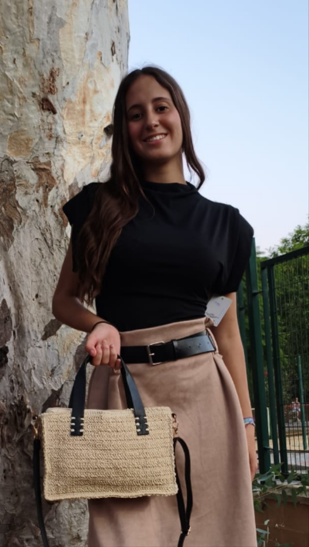 CAMISETA NEGRA