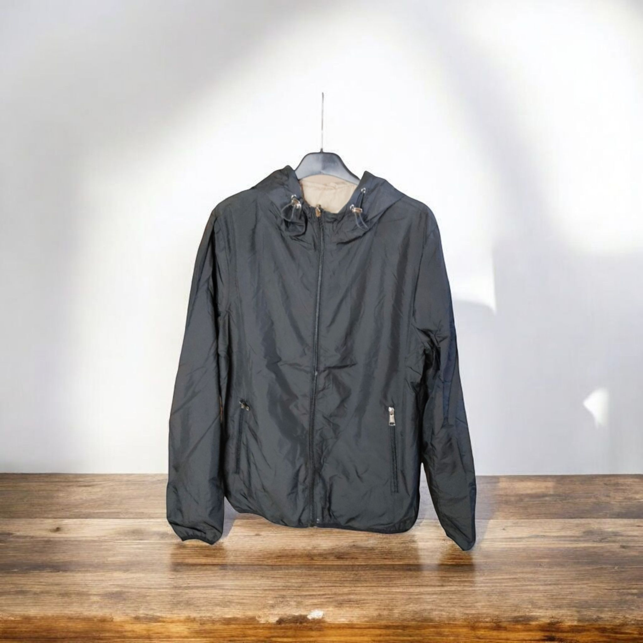 CHAQUETA DEPORTIVA IMPERMEABLE REVERSIBLE