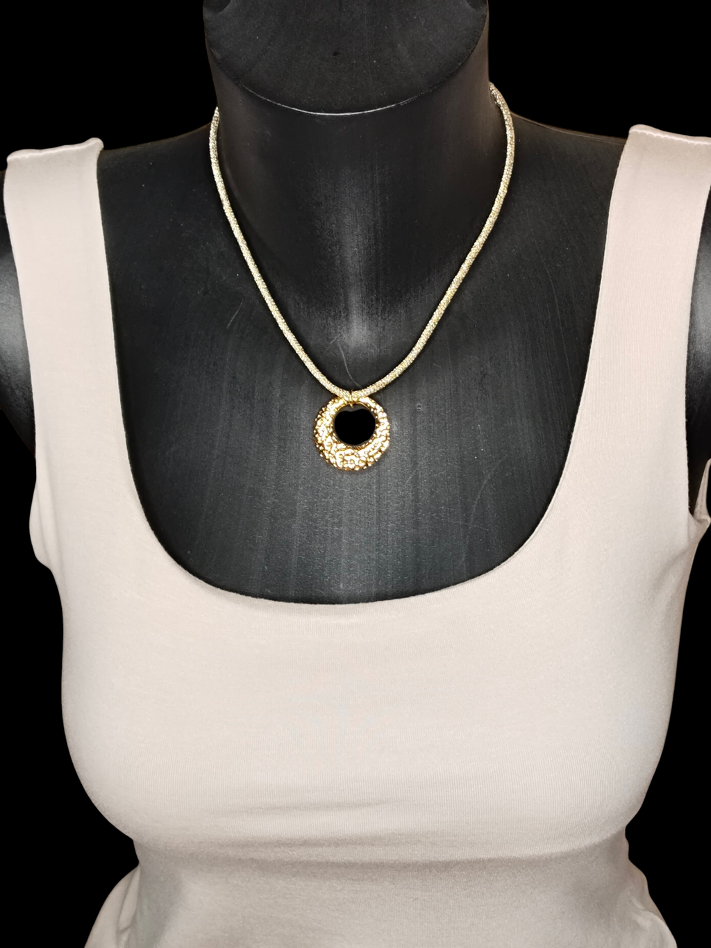 COLLAR ARO DORADO
