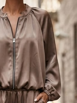BOMBER RASO SATINADO