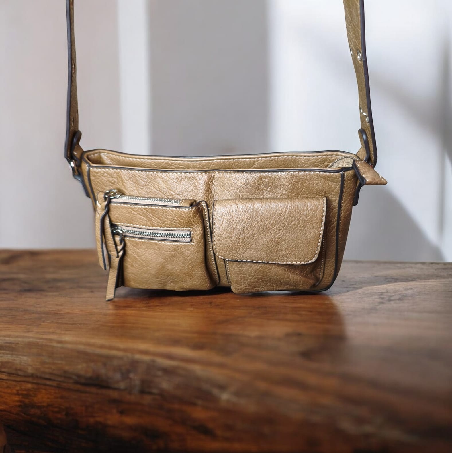 BOLSO BANDOLERA BOLSILLOS